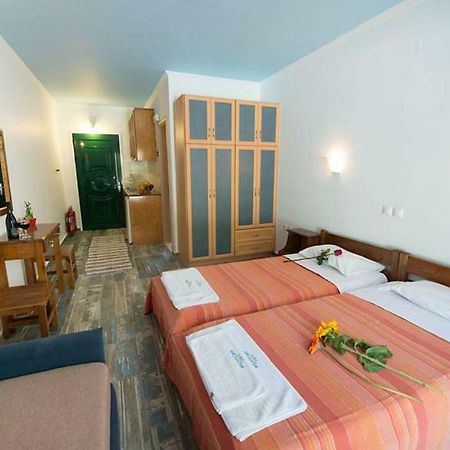 Yénion Ilios Hotel & Villas מראה חיצוני תמונה