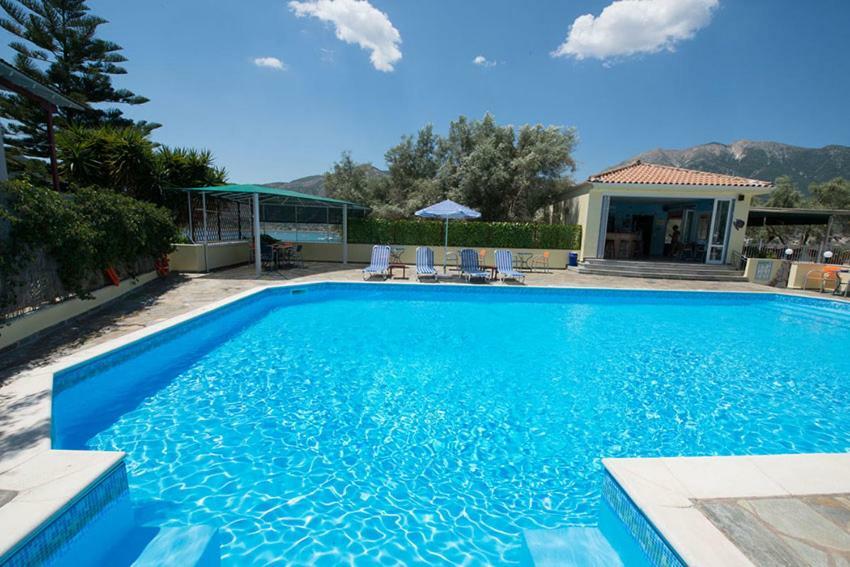 Yénion Ilios Hotel & Villas מראה חיצוני תמונה