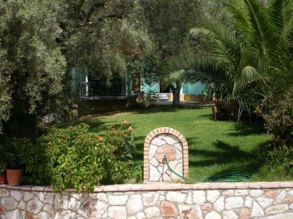 Yénion Ilios Hotel & Villas מראה חיצוני תמונה